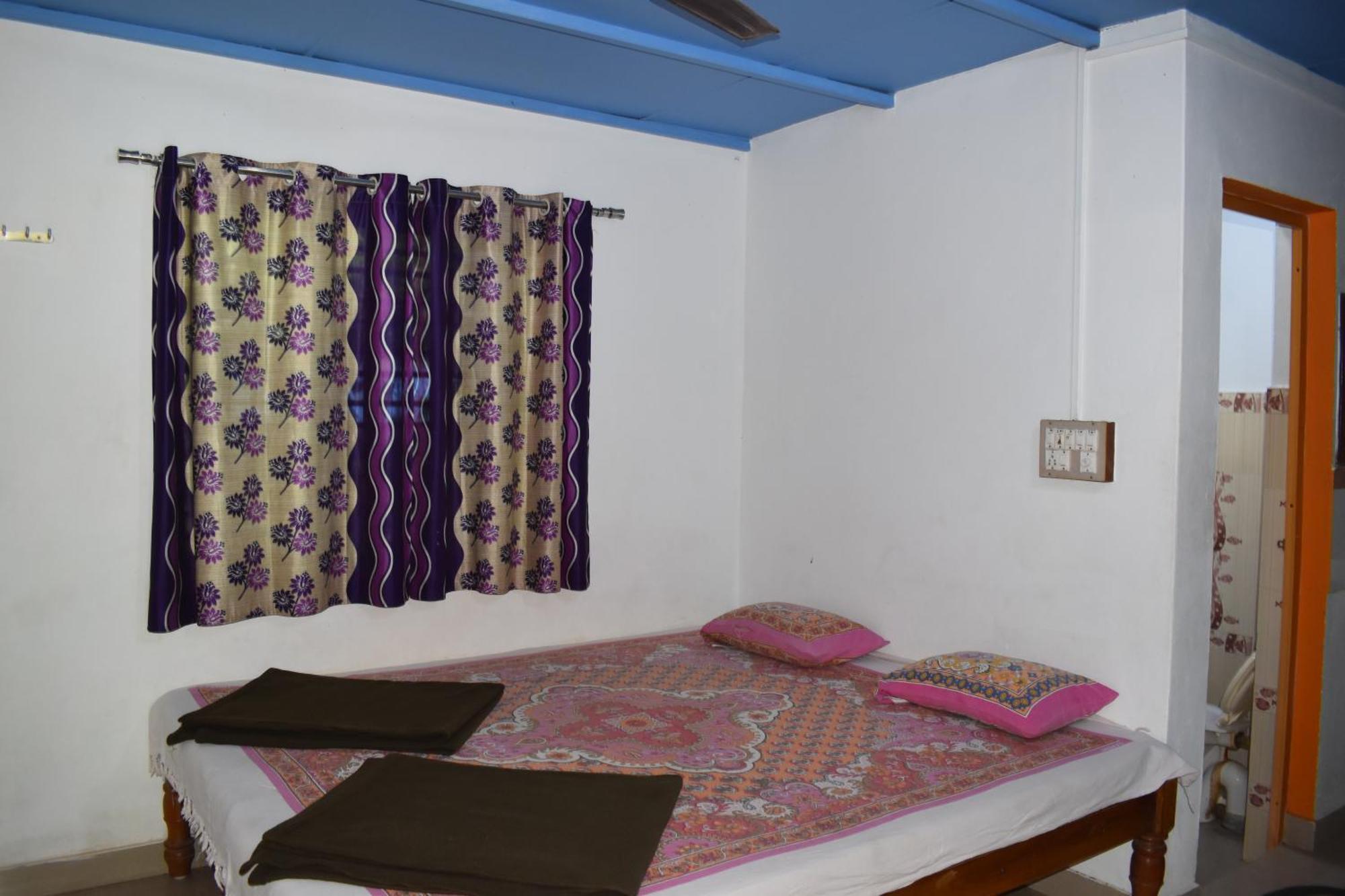 Gundappa Cafe Gokarna Kudle Beach Gokarna (Karnataka) Exterior foto